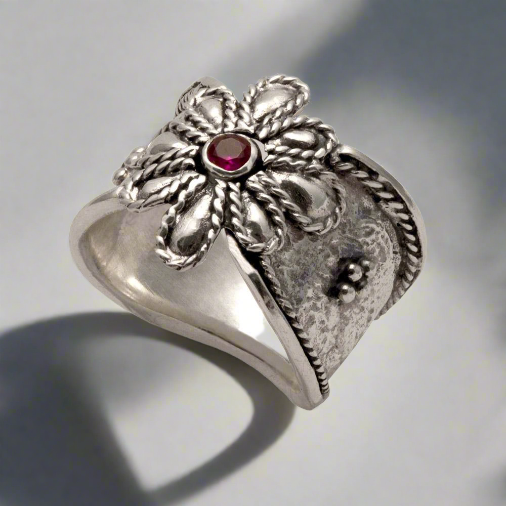 Byzantine Ring in Sterling Silver with zircon (DT-07)