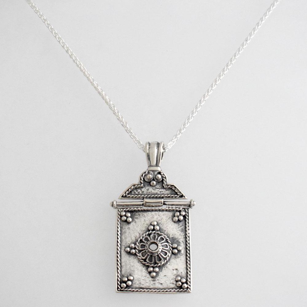 Byzantine pendant in Sterling silver (PE-81)