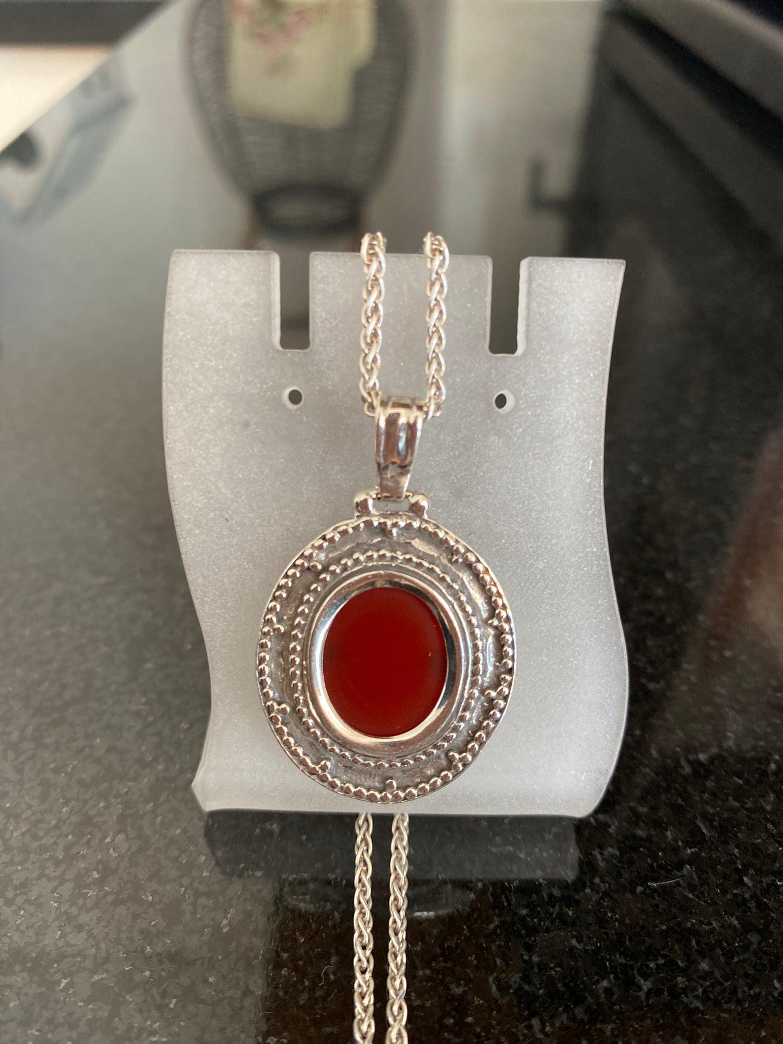 Byzantine pendant in sterling silver with carnelian (PE-84)