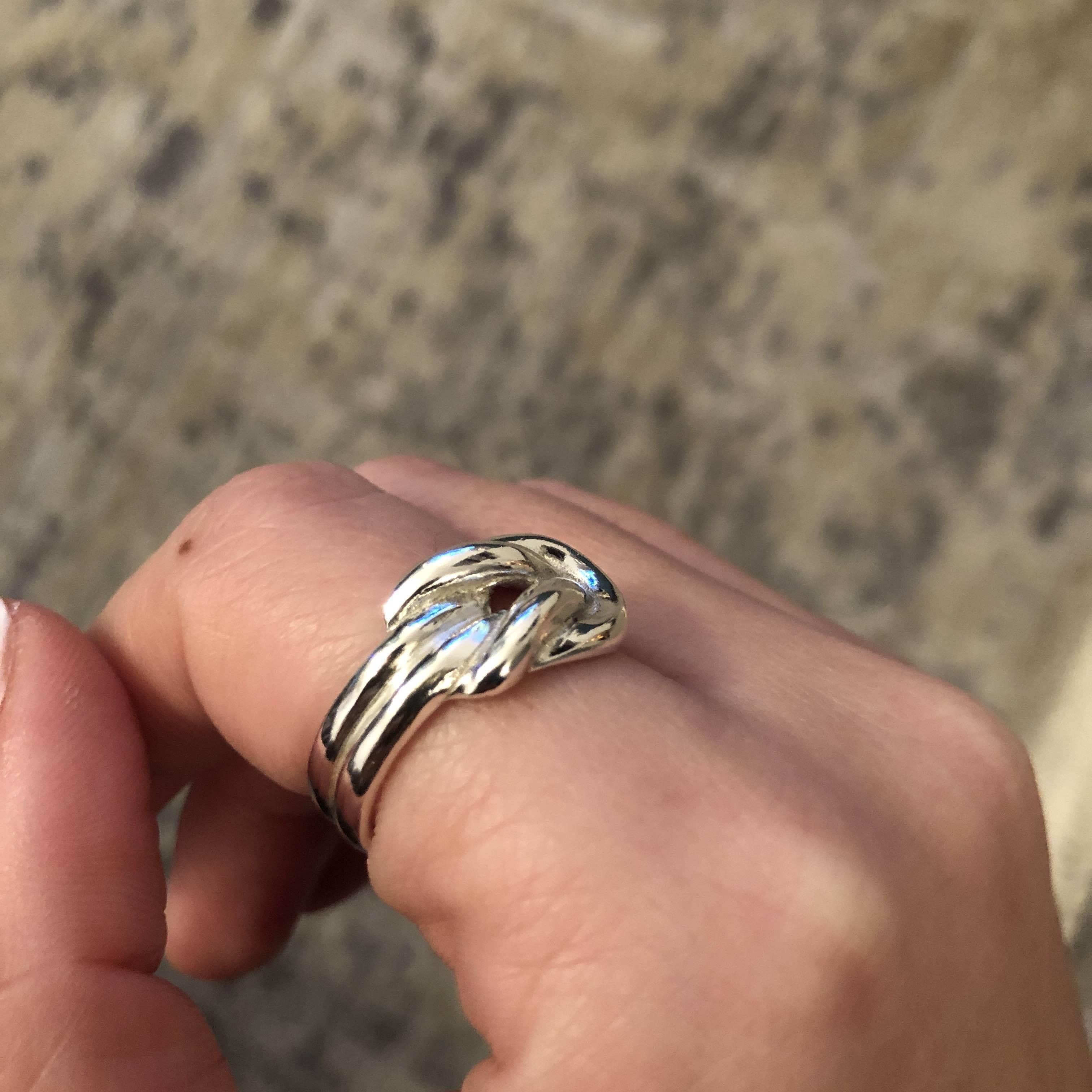 Love Knot Ring in Sterling Silver (DT-130)