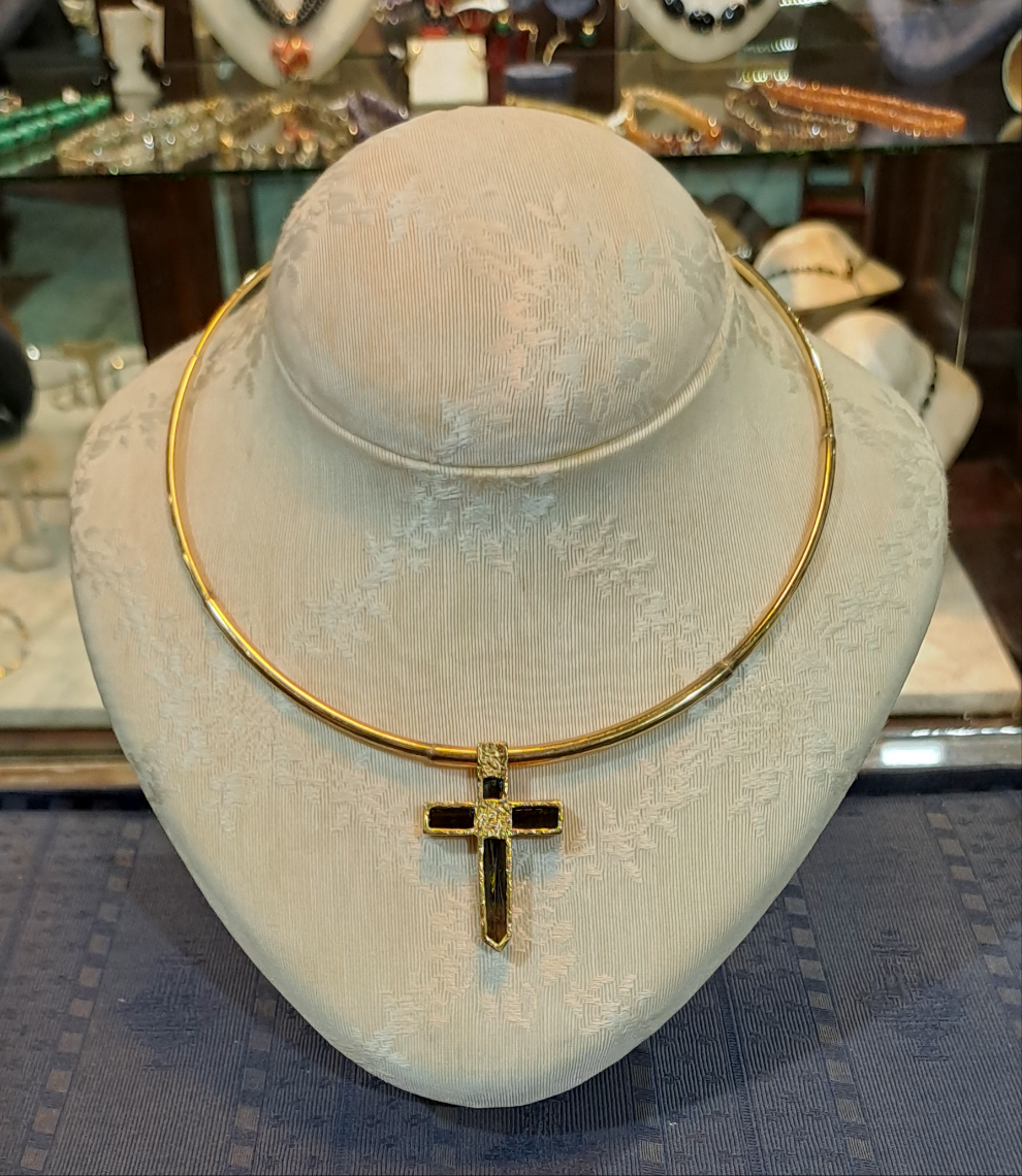 Necklace in Gold 14k & Green Tourmaline in 18k gold Cross