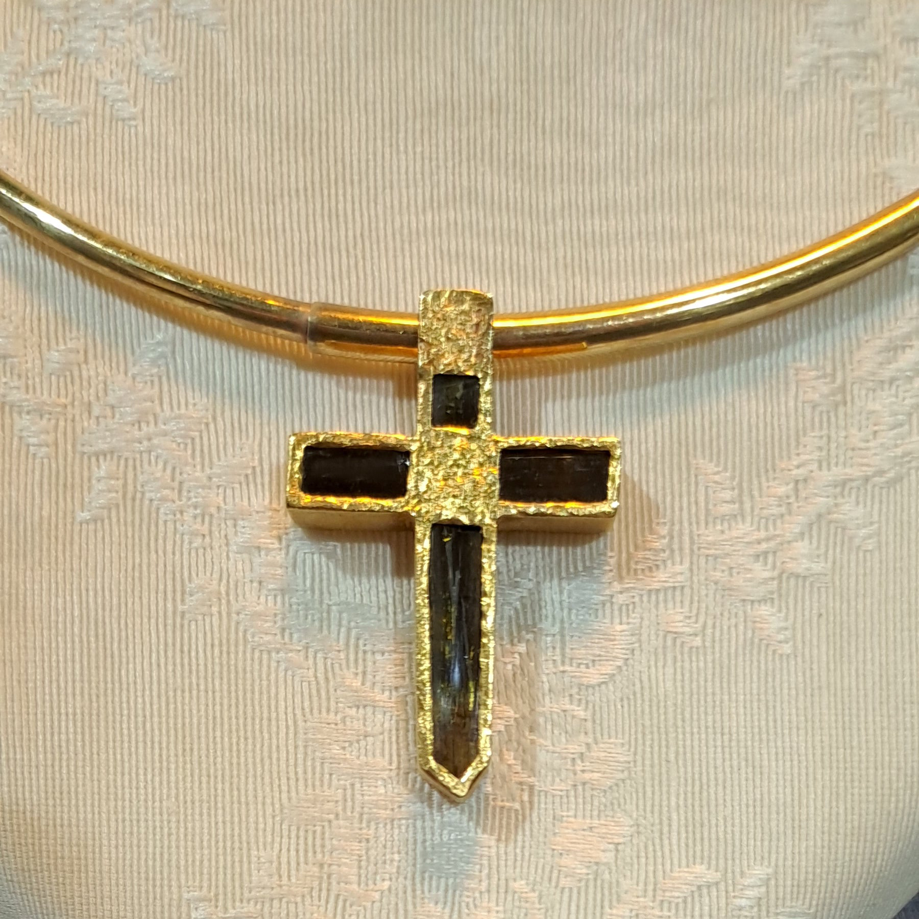 Necklace in Gold 14k & Green Tourmaline in 18k gold Cross