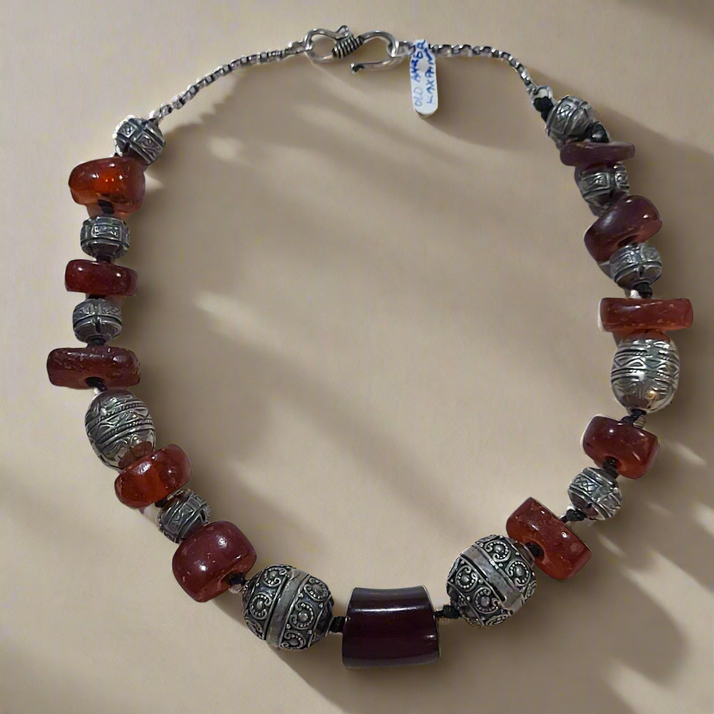 Necklace in Old Amber Kachraman with Sterling silver elements