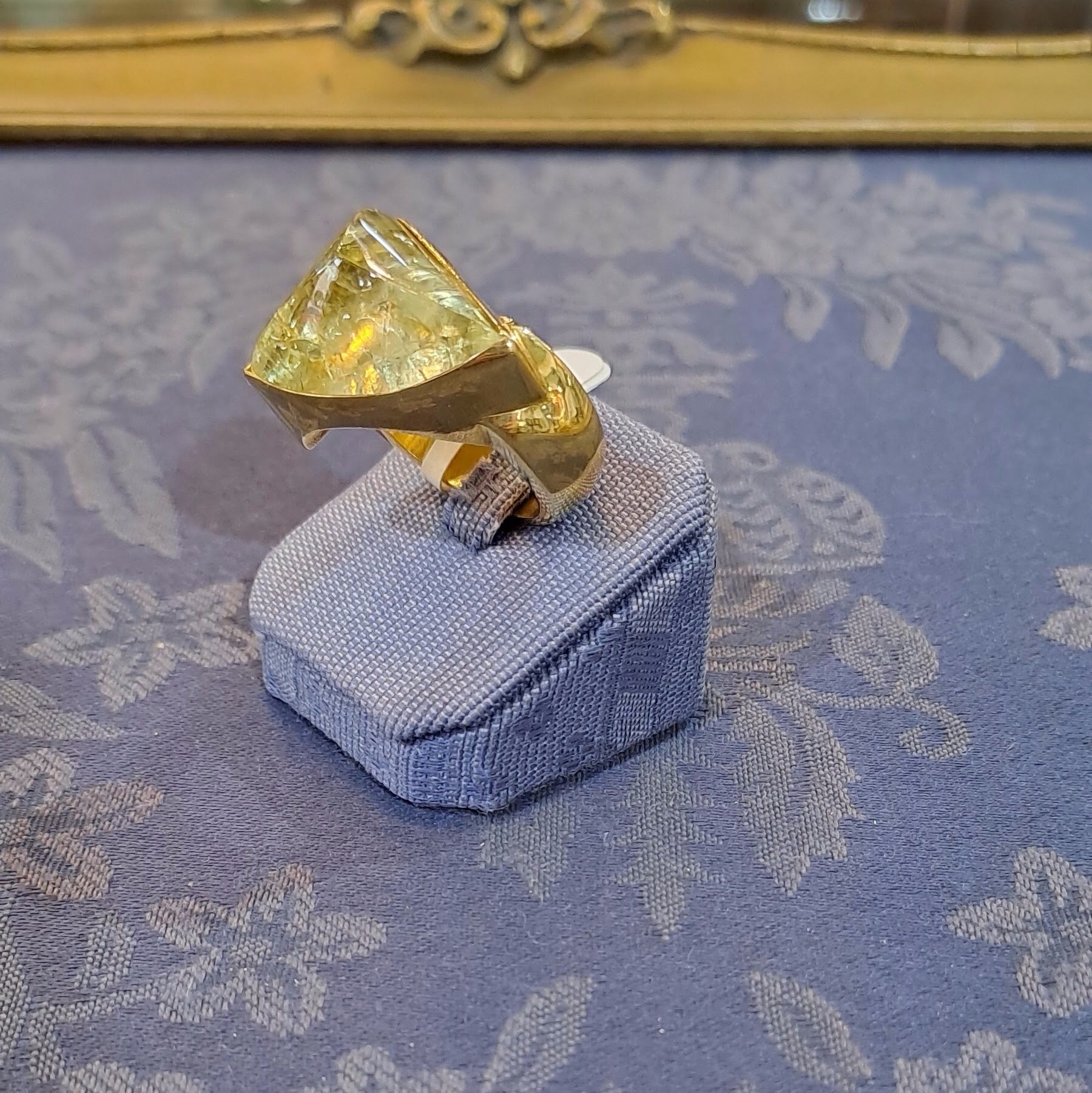 Ring in 18k Gold with Yellow Topaz stone 22.5 c. B 67 ELEFTHERIOU EL Greek Jewelry