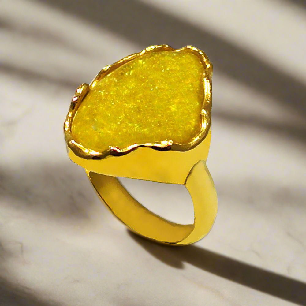 Ring in 18k Gold with a raw Citrine (B-42)