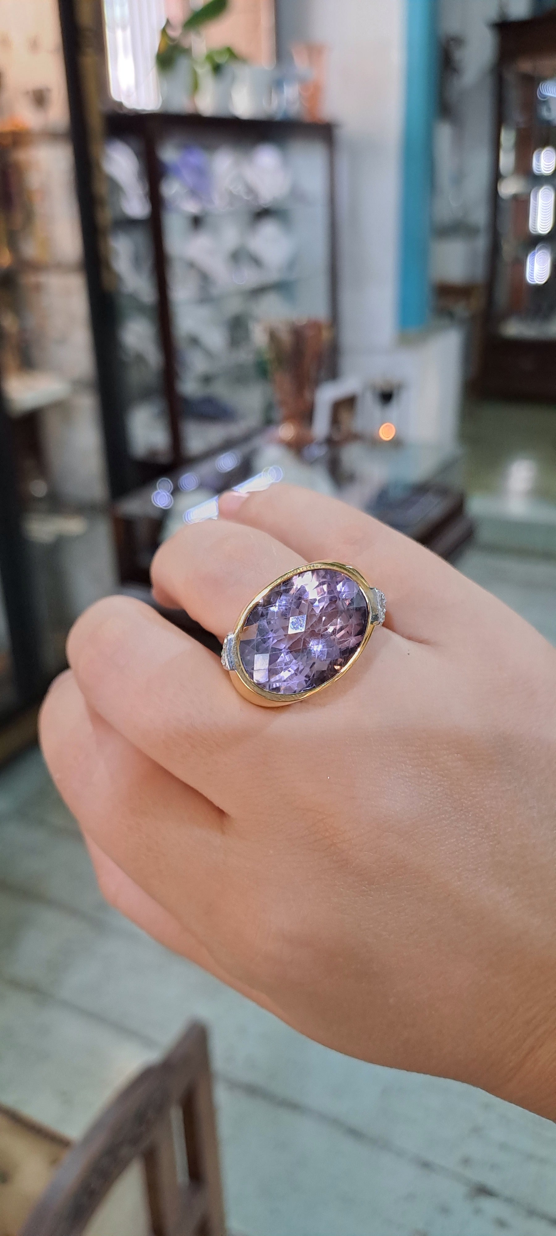 Ring in Gold 18k with amethyst and diamonds (B-88)