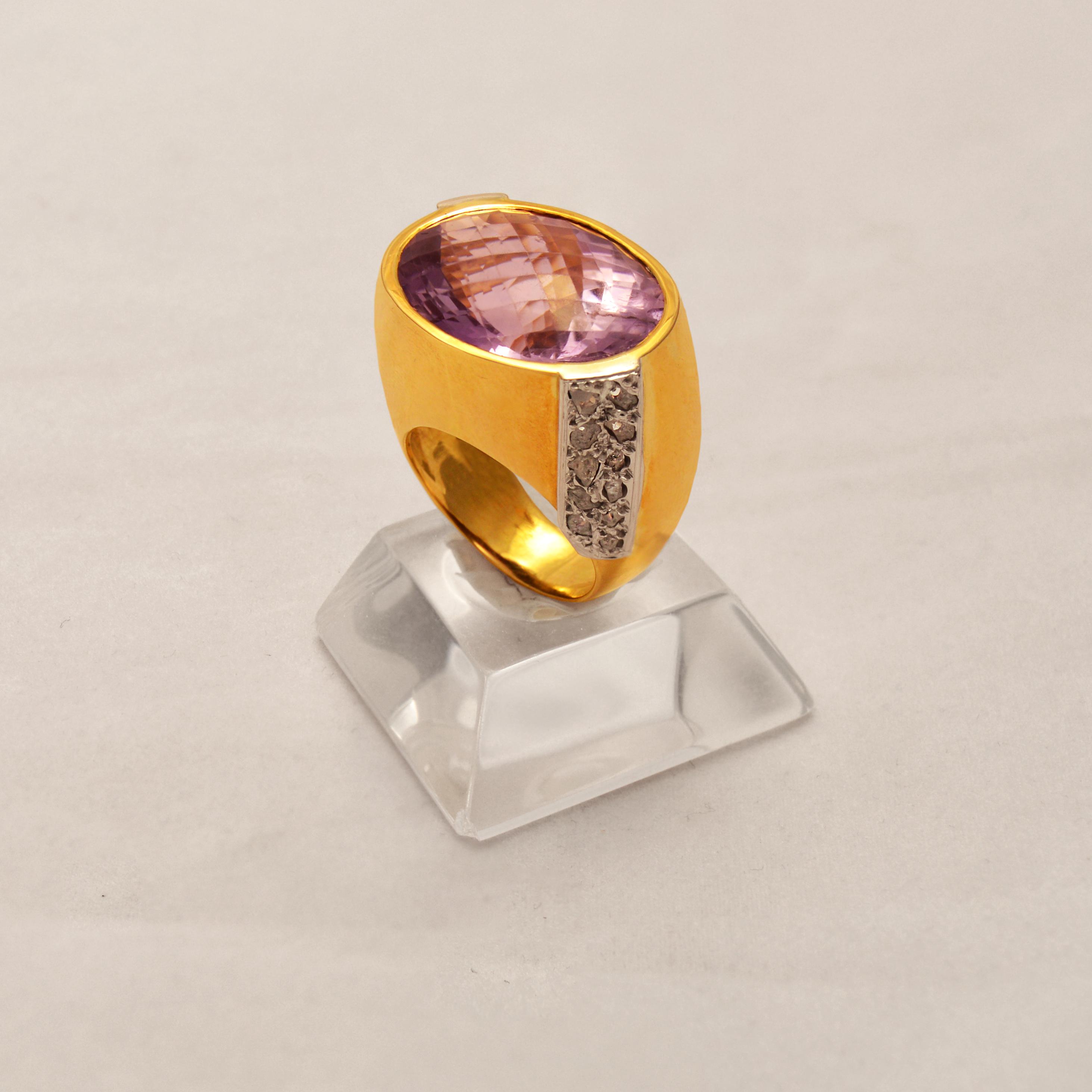 Ring in Gold 18k with amethyst and diamonds (B-88)