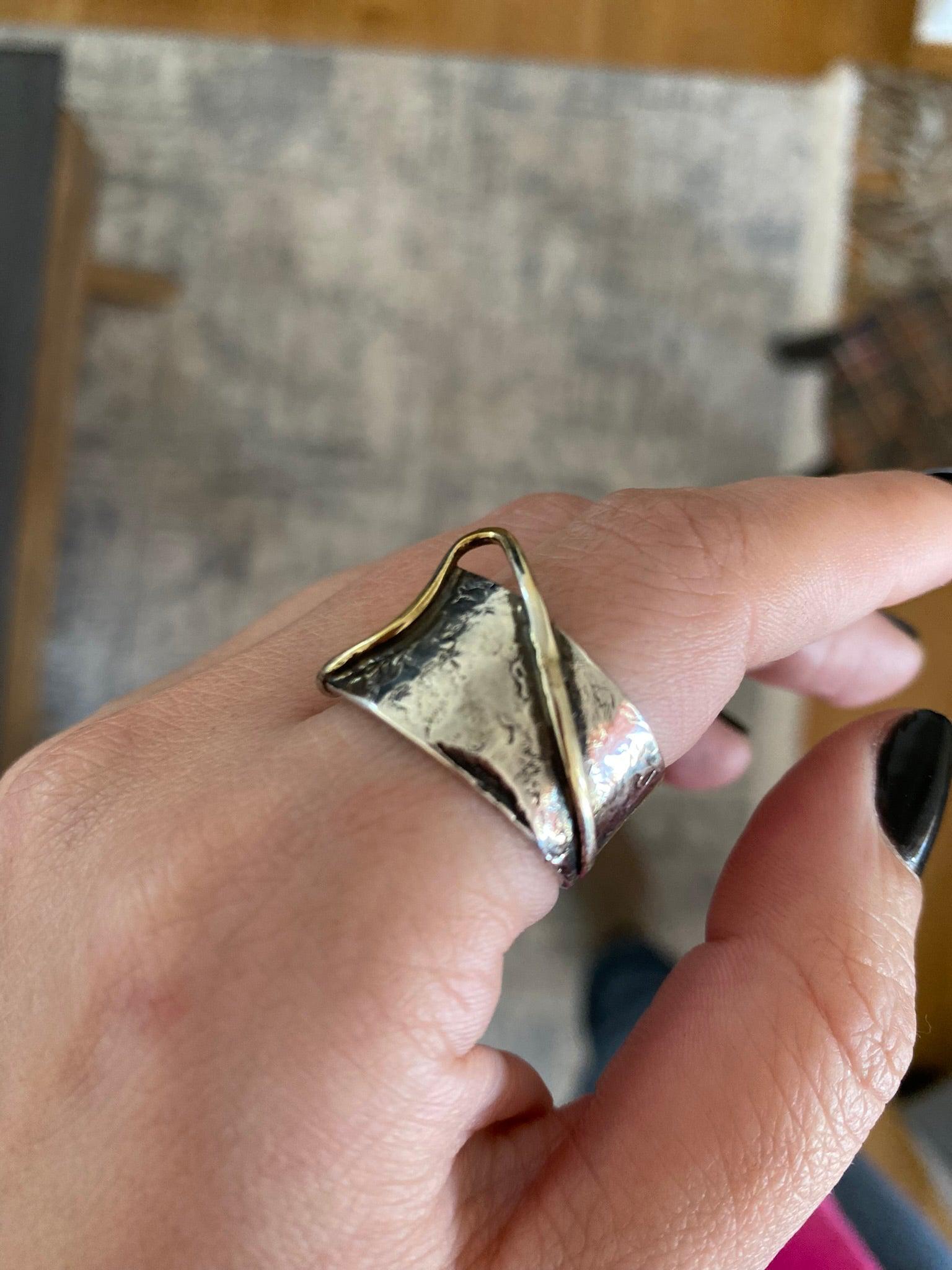 Ring in Sterling Silver with Decorative Black Patina (Oxidation) (DM-41)