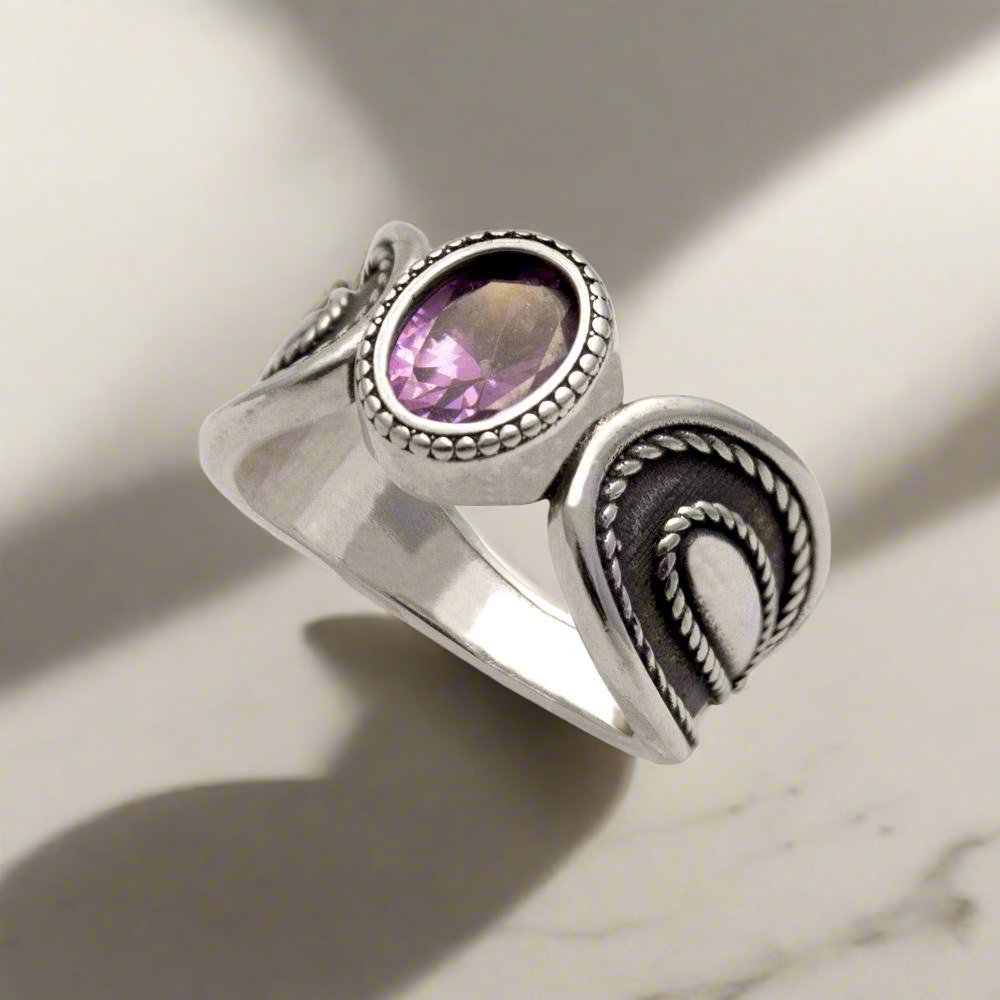 Ring in Sterling Silver with a Purple Zircon (DT-05)