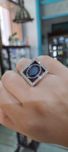 Ring in white gold 18K. with Iolite 9 c. and Brilliants 1.25c.(B-74)