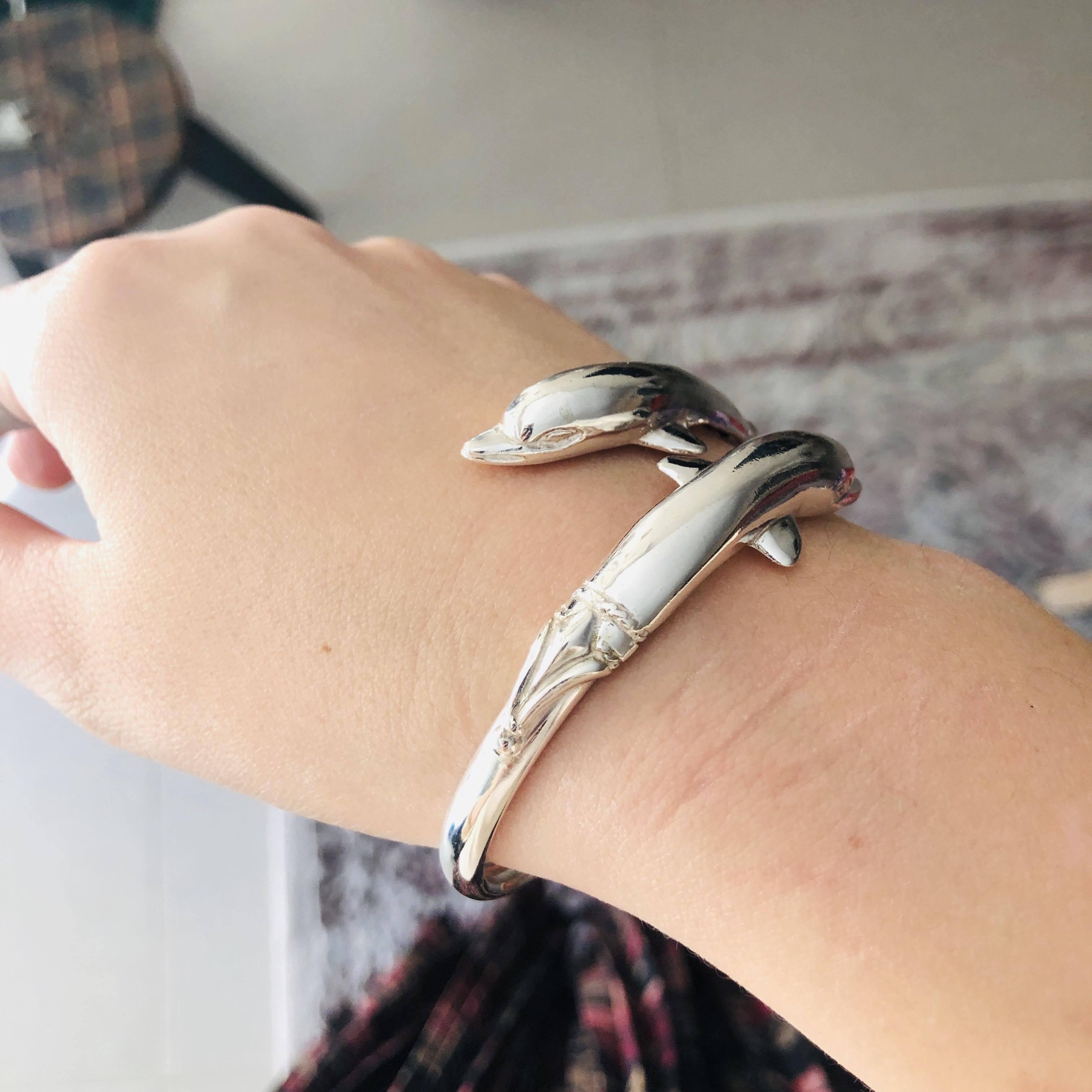 Two Headed Minoan Dolphins Torc Bangle in Sterling Silver (B-81)